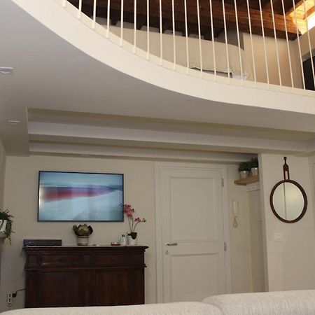 Art Apartment Santa Croce Suite Firenze Eksteriør billede